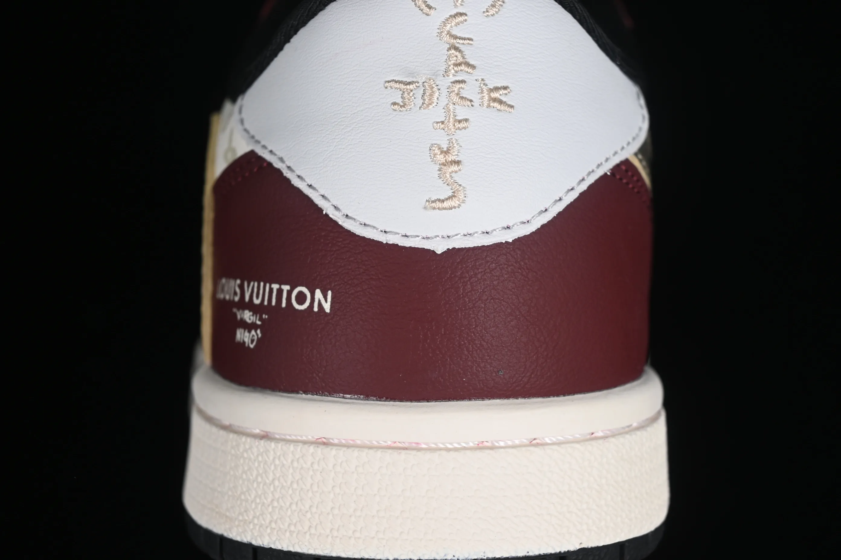 All categories Air Jordan Jordan series basketball shoes Air Jordan 1 Low Travis Scott x Fragment Design x Jordan Air Jordan 1 Low OG SP AJ1 Joe 1LV joint wine red print low-top cultural casual sneakers LX1988-400